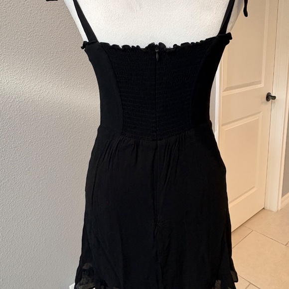 Reformation Christine ruffle hem dress - Picture 2 of 6